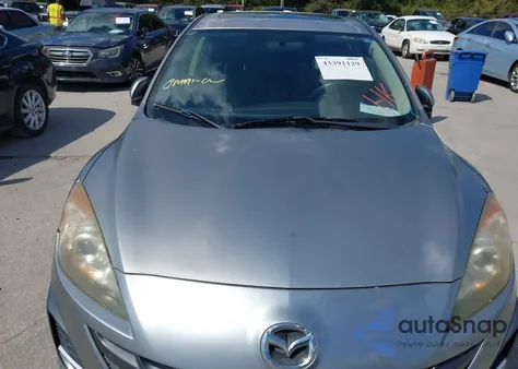 2010 Mazda Mazda3 S Sport z USA, uszkodzony, nr VIN JM1BL1S54A1102511